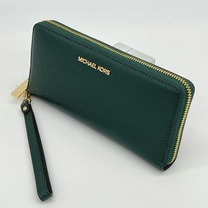 Michael Kors Large Continental Wallet Wristlet Racing Green